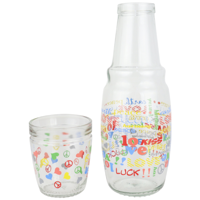 BOUTEILLE AVEC VERRE 1.5 LITRES MIX DESIGNS