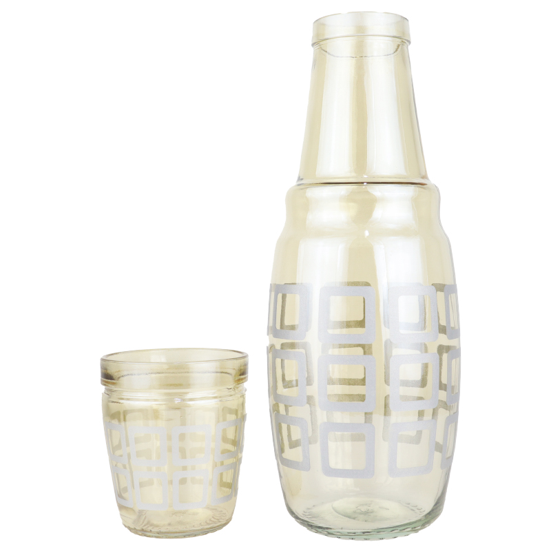 BOUTEILLE AVEC VERRE 1.5 LITRES DESIGN OR