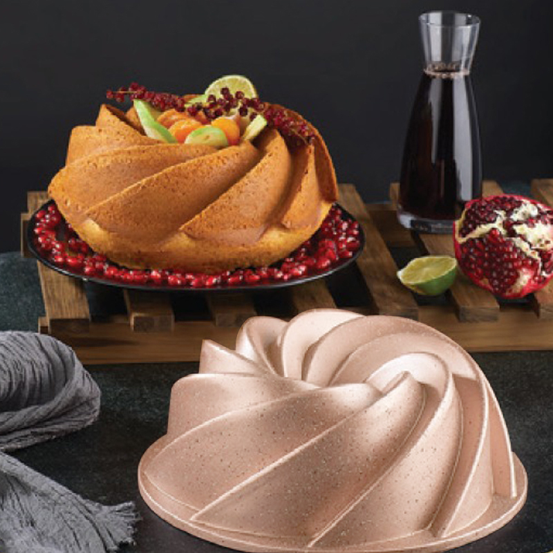 MOULE GATEAU GRANIT 24 CM