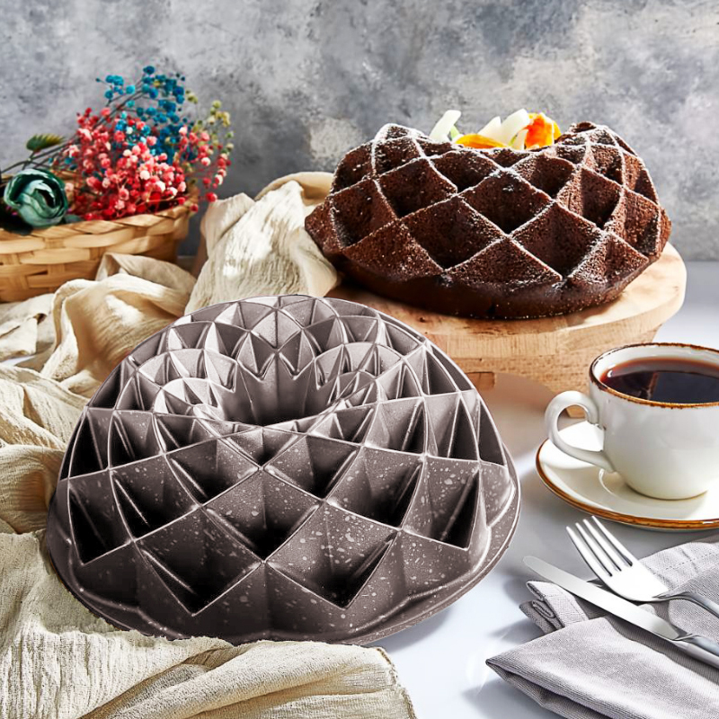 MOULE GATEAU GRANIT 26 CM MIX ROUGE/NOIR