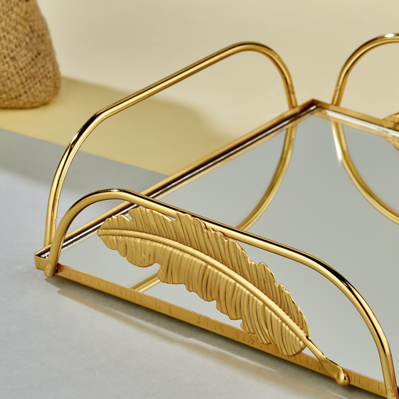 PLATEAU DECO METAL CARRE 18X18X4 CM DESIGN FEUILLE MODELE OR