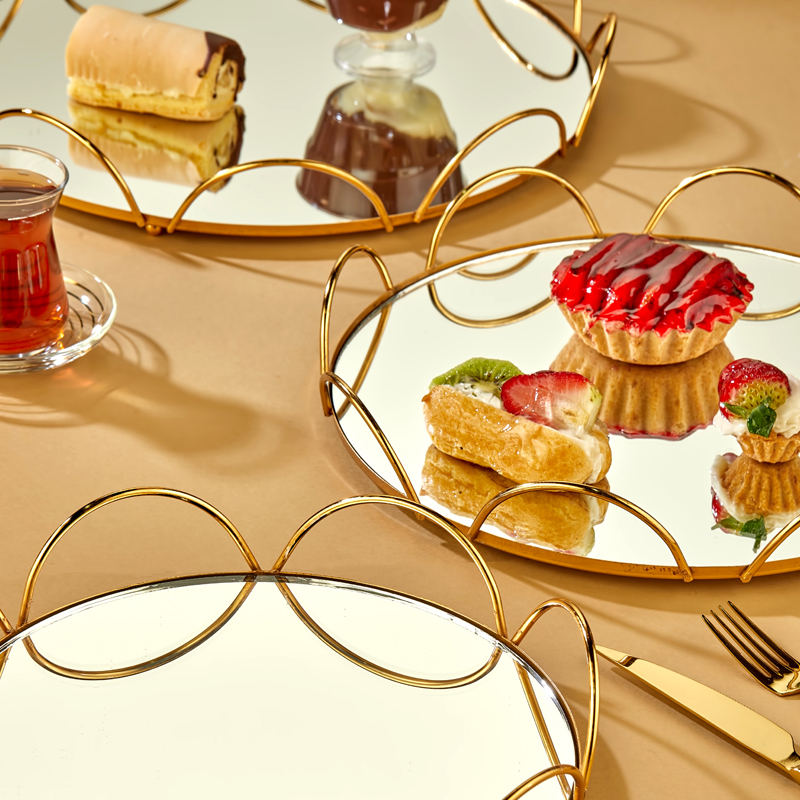 SET 3 PLATEAUX METAL ROND MODELE OR 25-30-35 CM