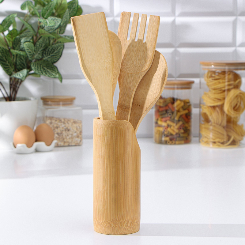 Set 5 pièces ustensiles en bois