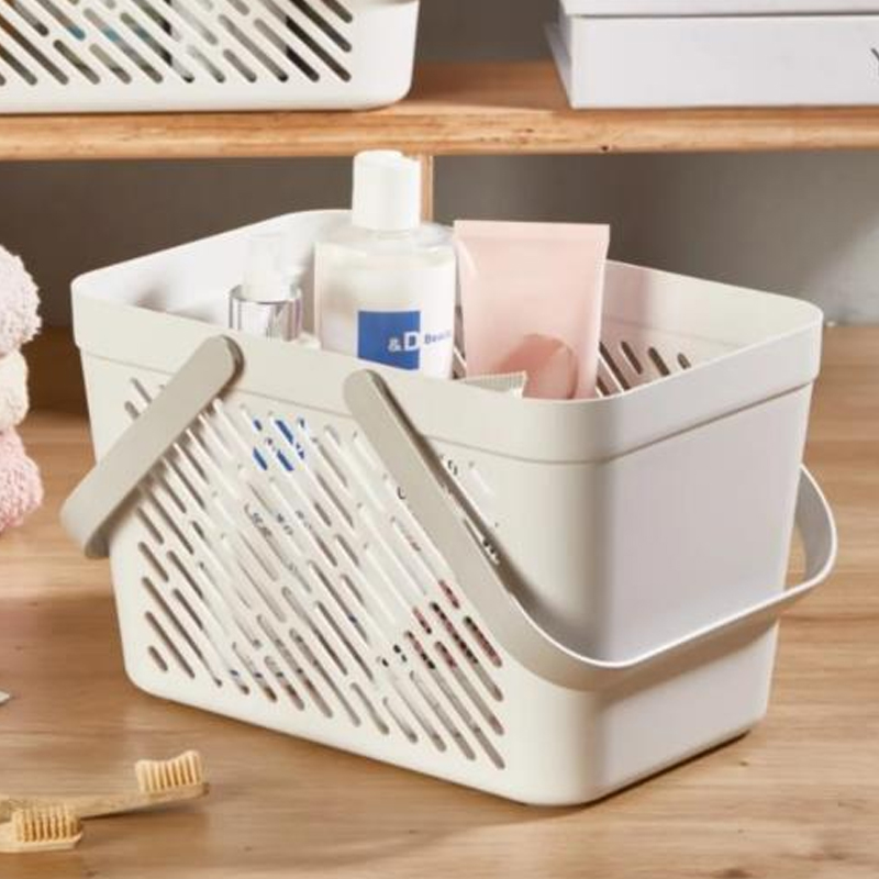 PANIER PLASTIQUE AVEC POIGNEE 26X18X17 CM COULEURS MIX 