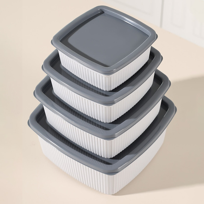 SET 4 BOITES ALIMENTAIRE PLASTIQUE (300 / 500 / 850 / 1350 ML)