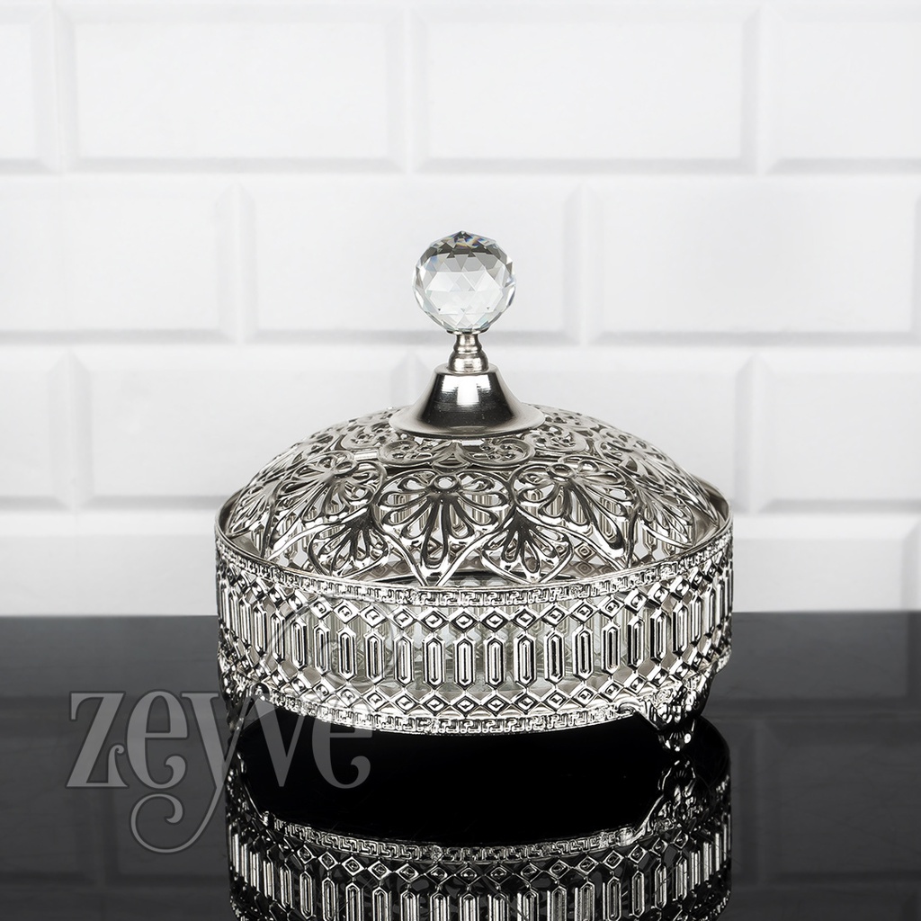 BOITE AVEC COUVERCLE EN METAL 16 CM OR ARGENT MIX