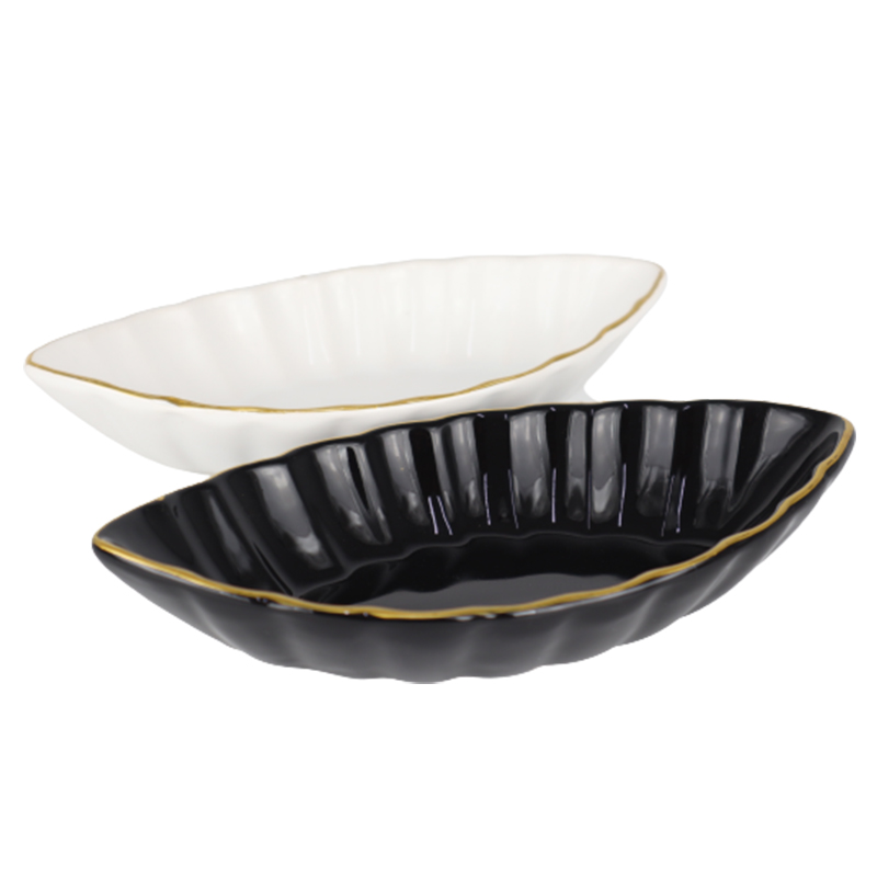 PLAT CERAMIQUE 18 X9 CM MIX NOIR/BLANC