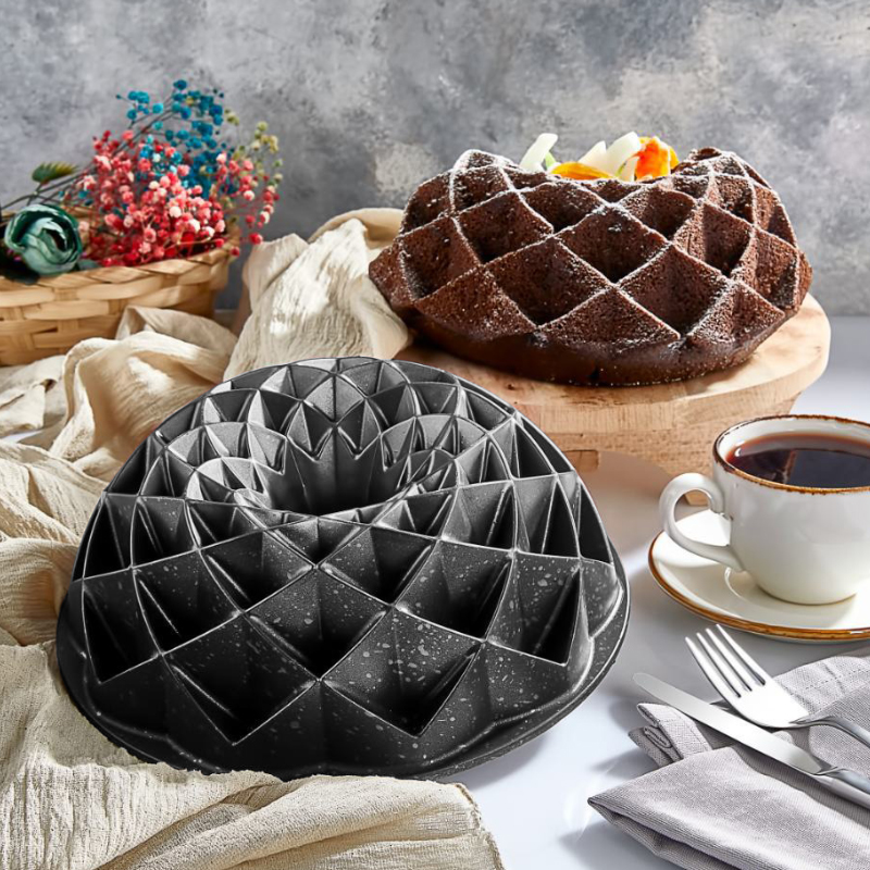 MOULE GATEAU GRANIT 26 CM MIX ROUGE/NOIR