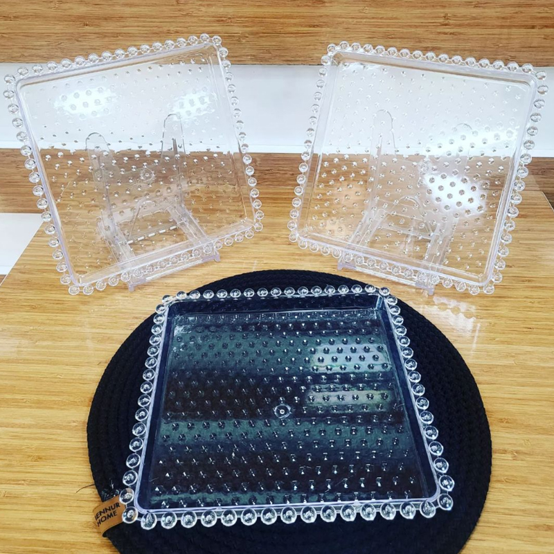 PLATEAU DECO CARRE CRYSTAL PLASTIQUE 22X22 CM TRANSPARENT