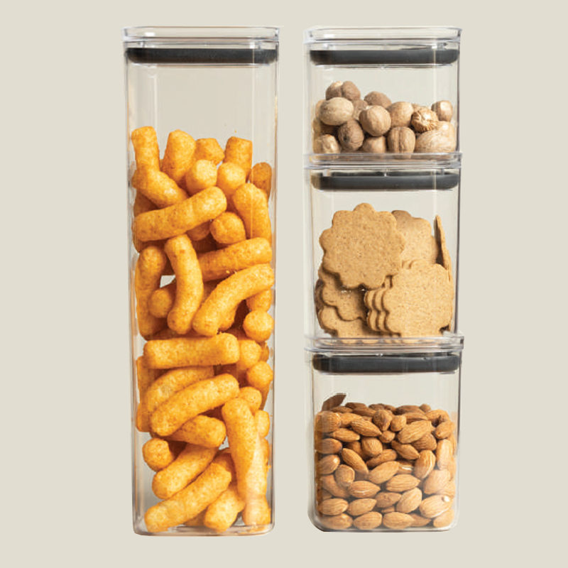 SET 4 BOITES EN PLASTIIQUE (1X2100 ML / 3X700 ML) 