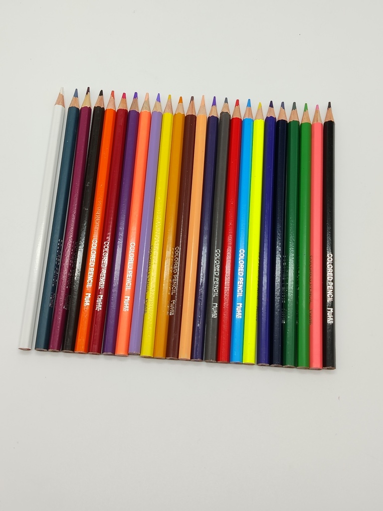 18 crayons de couleurs
