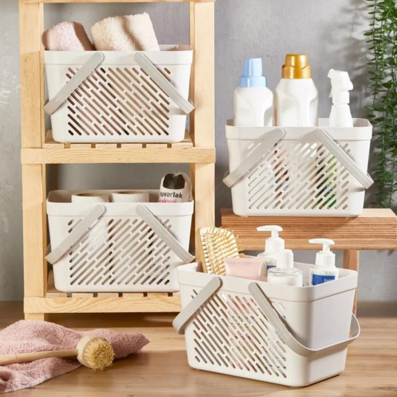 PANIER PLASTIQUE AVEC POIGNEE 26X18X17 CM COULEURS MIX 