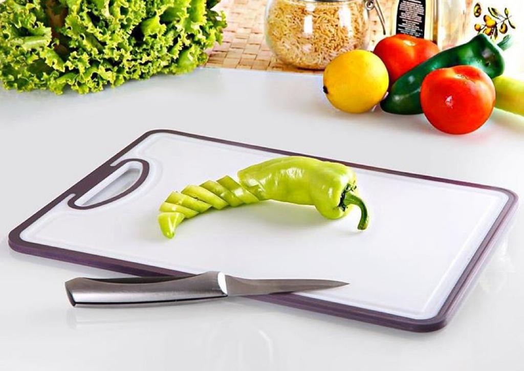 PLANCHE A DECOUPER 35*25 CM